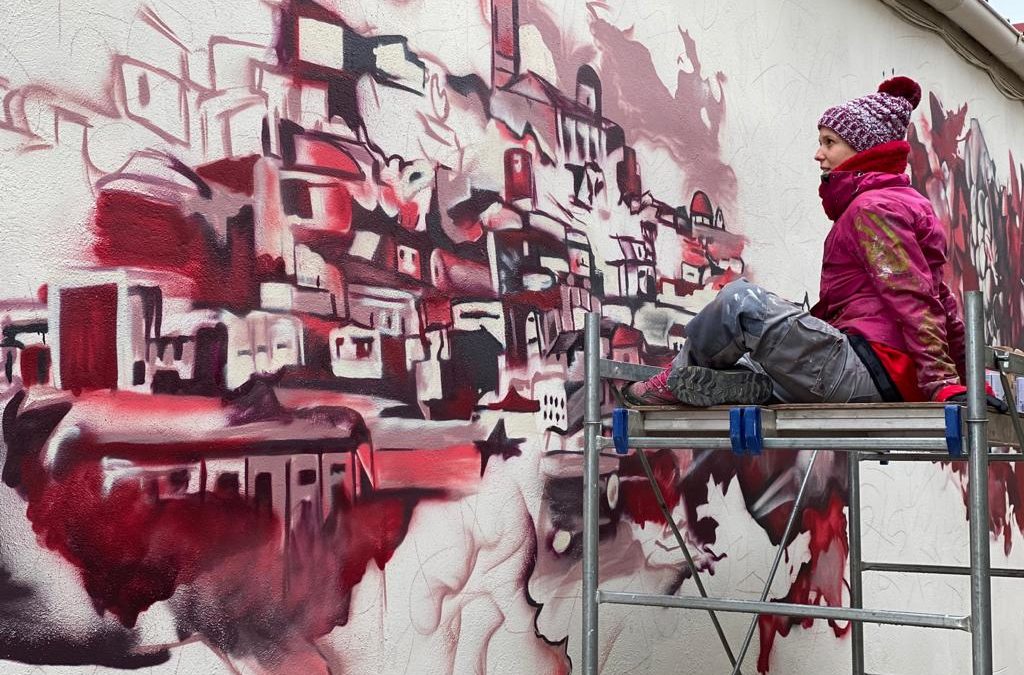 “Vi, mostra’m l’art de beure la nostra pròpia història”