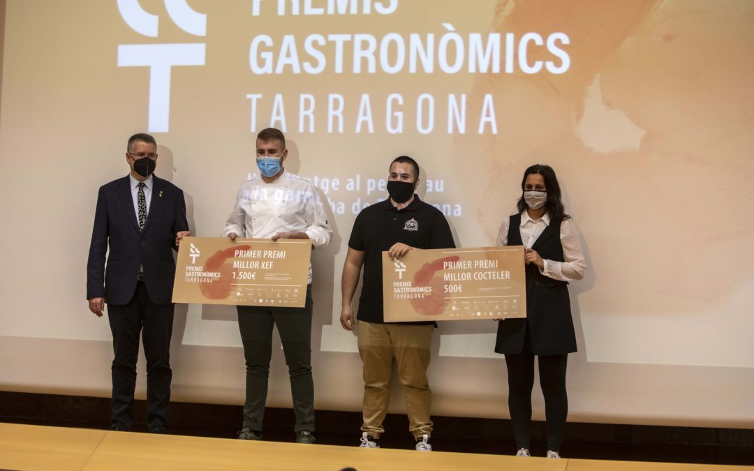 Josep Queralt i Àlex Collado, millor xef i millor cocteler respectivament als primers Premis Gastronòmics Tarragona