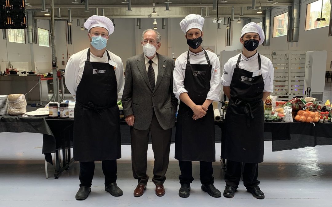 Tres joves cuiners de Tarragona, finalistes del ‘màster xef’ dels alumnes catalans