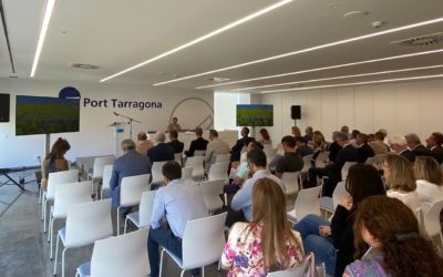 Experts en transició energètica alerten del retard en la implantació de les renovables a Catalunya, en una jornada organitzada per ChemMed