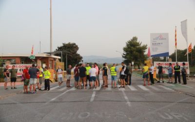 Els treballadors de Sant Gobain Sekurit de l’Arboç inicien una vaga per exigir la retirada de l’ERO i l’ERTO