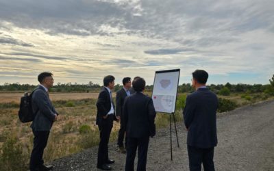 L’Ajuntament Mont-roig del Camp i Lotte Energy Materials Spain tanquen l’acord per la compra-venda dels terrenys dels Comellarets