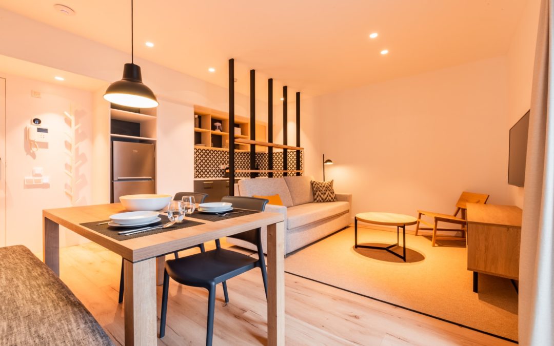Port Plaza Apartments, un edifici històric convertit en uns apartaments de gestió sostenible