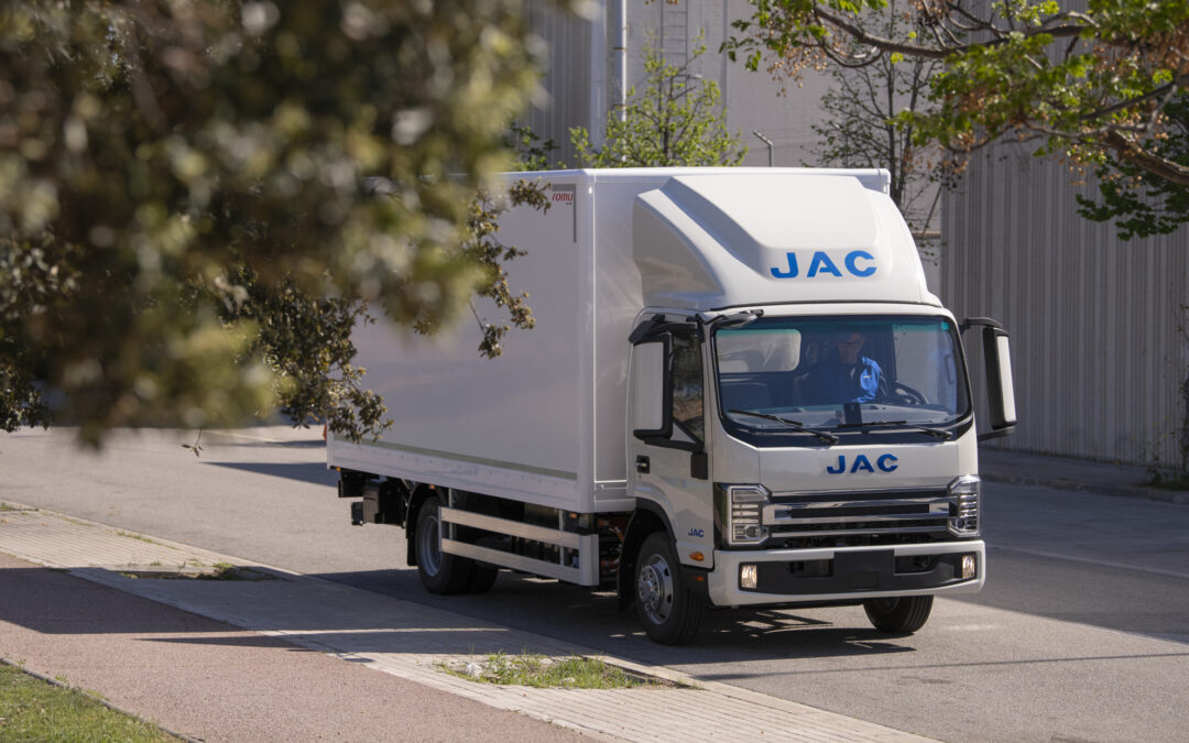 JAC celebra quatre anys de la seva presència a Espanya de la mà del Grup Oliva Motor