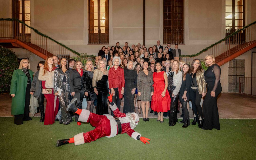 L’AEDT celebra el Sopar de Nadal solidari a favor de la Fundació Rosa Maria Vivar