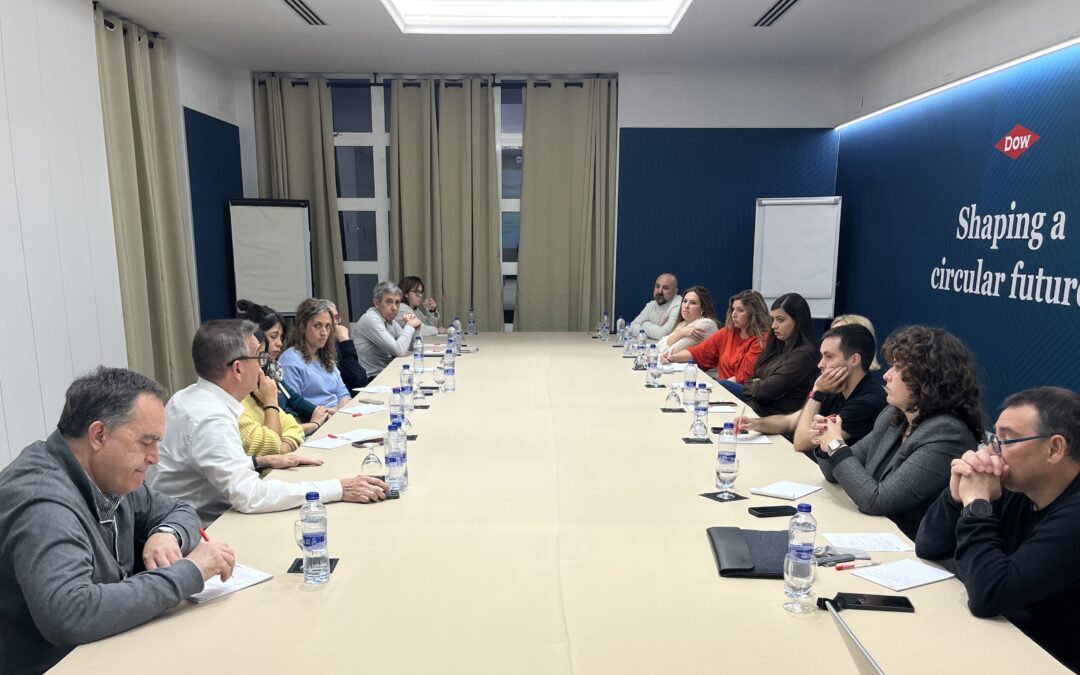El ICIQ protagoniza la primera reunión del Panel Público Asesor de Dow Tarragona en 2026