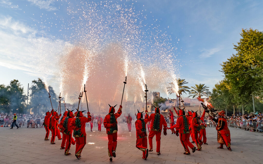 Vila-seca es prepara per a onze dies de Festa Major d’Estiu amb La Fúmiga, Mojinos Escozíos i els correfocs com a plats forts